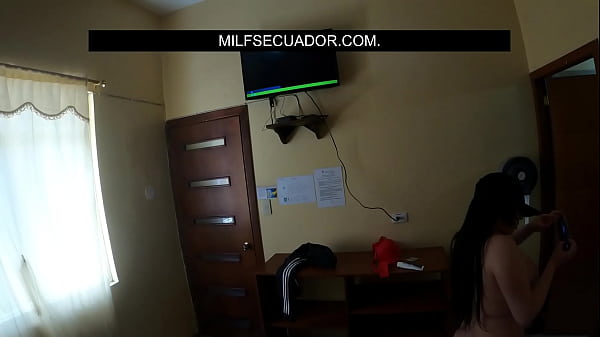 A La Culona De Zamira Ya Le Encantó La Verga Por El Culo
