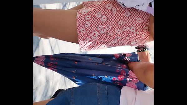Chica En Minishort