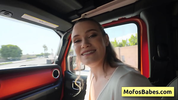 Chloe Rose, Charles Dera: Nasty Sweetheart Licking Her Boyfriend's Dick While He's Driving