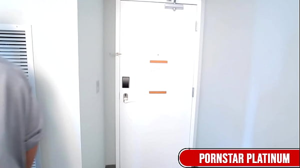 Buxom GILF Sensual Vanessa Works Kevin Stallion's Huge Cock Like A Champ!