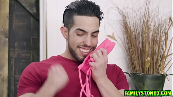 Pervy Stepbrother Gets His Fantasies Come True With Stepsis Harlow West