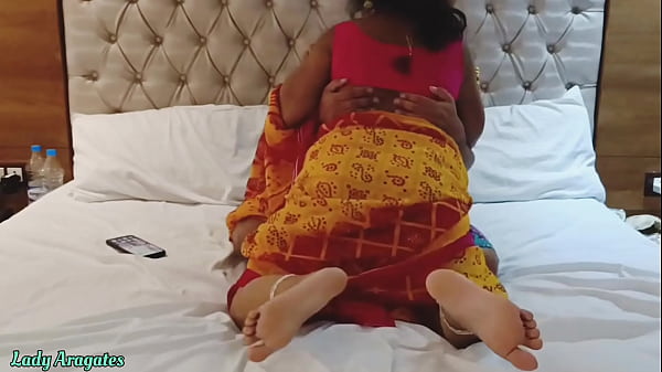 Desi Sexy Bhabhi Asking For Room Rent! Best Sex Video With Clear Audio
