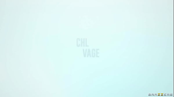 Pushing The Pool Boy Chloe Savage / Brazzers/ Enter XVPROMO On Official Site For Discount