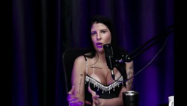 O FETICHE QUE O CLIENTE EM AMSTERDÃ TEVE E ELA FOI FAZER - LETÍCIA BRAGA (MOAI TV)