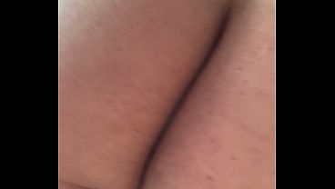Bumbum Branquinho E Bronzeado Mostrando Cuzinho Que Quer Leitinho