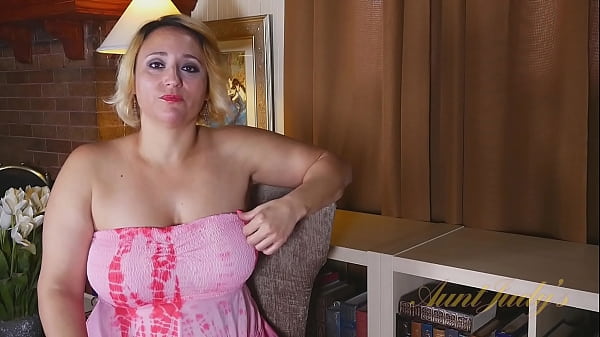 AuntJudys - Buxom 40yo Golden-haired Hottie Mrs.Jewels (AJ Classics)