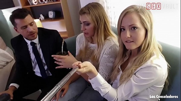 VIP SEX VAULT - Impassioned FFM 3some With Sicilia And Vyvan Hill