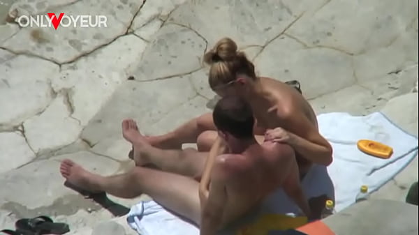 Beach Voyeur. Kinky Fresh Couple Quick Fuck On A Rocky Beach