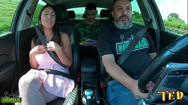 Natalia Nazzario Entra Na Carona E Acaba Sendo Surpreendida Pelas Surpresas - Vinny Kabuloso