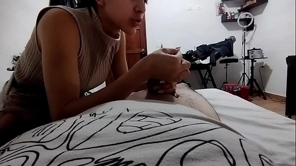 Empece A Tocar A Mi Amiga En La Madrugada Y Se Dejo,follar