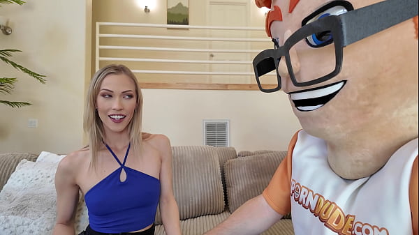 Diana Grace’s Bare Pussy Mounts Me In A Reverse Cowgirl Wordplay!