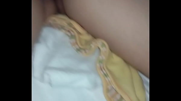 El Amigo De Mi Esposo Me Filma