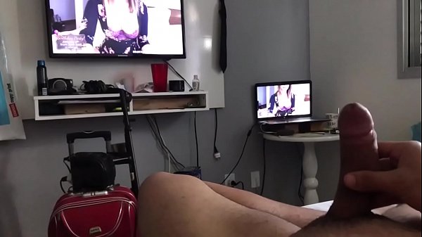 Punheta Na Cama #01