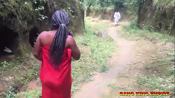 Reverend Fucking An African Diva On His Way To Evangelism - Her Charm Caught Him And He Tantalize Her Into The Forest And Ram Her On Explicit Railing
