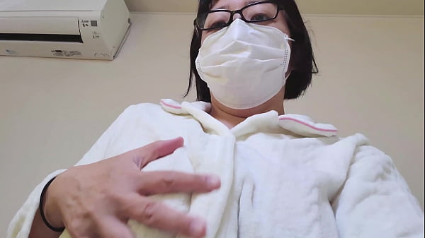 A Married Lady Masturbates With A Dildo：The Full Video Is→https://www.xvideos.red/channels/aika-frau