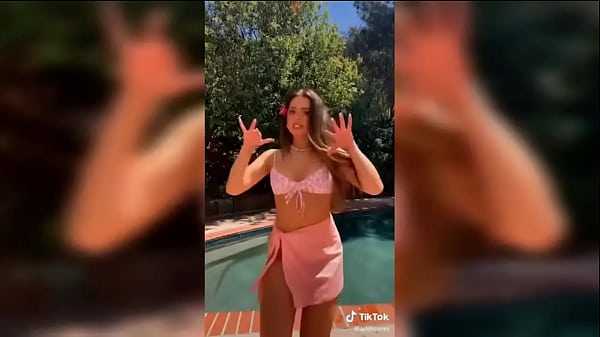Addison Rae Sexiest Moments