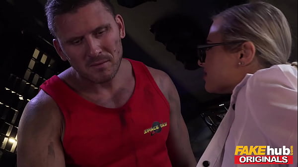 FAKEhub - Blazing New Scientist Uncovers A Universe Where Time Runs Backwards So Discovers A Thick Shaft To An Explosive Female Ejaculation Peak Before Taking A Reverse Face