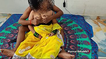 Yellow Saree Mein Indian Stepmama Ki Chudai. Gritty Doggy Missionary And Loud Moaning.