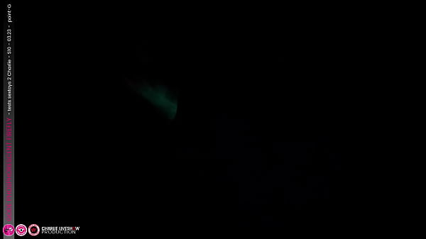 Un Gode Fluo Pour Se Baiser La Chatte FIREFLY