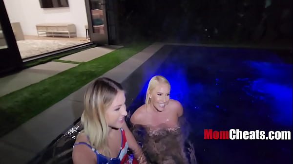MomCheats - True Independence Is 3some With Stepmother And Honey