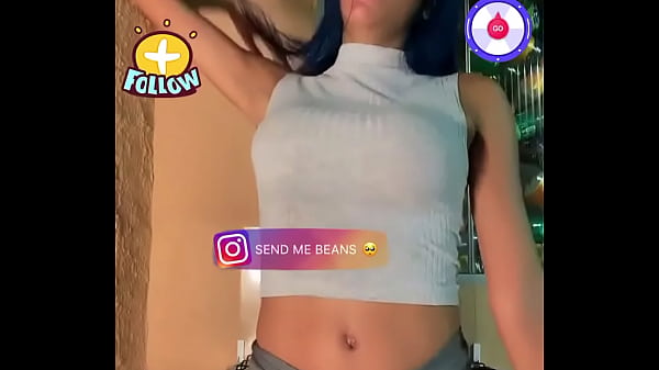NOVINHA GOSTOS EM LIVE COM BUCETA MARCANDO