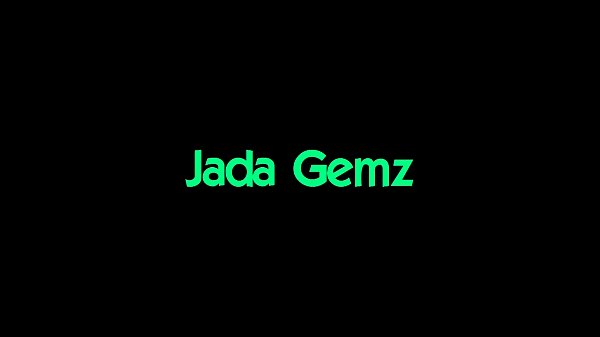 Dat Bitch Named Juicy, Sheza Druq & Nat Foxx & 10 Enormous Booty Strippers