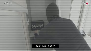 Handcuffed Cop Pounded Hard By Burglar