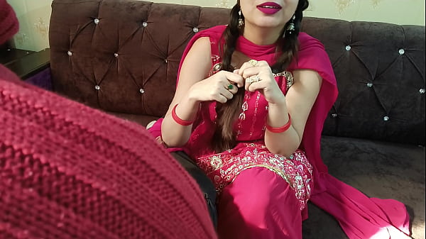 Indian Jija Se Saali Ne Manga Christmas Gift Lund Ko Muh Main Lekar Dabaaye Aapne Chuche Aur Gaand Faad Chudwaya Aapna Goora Ran