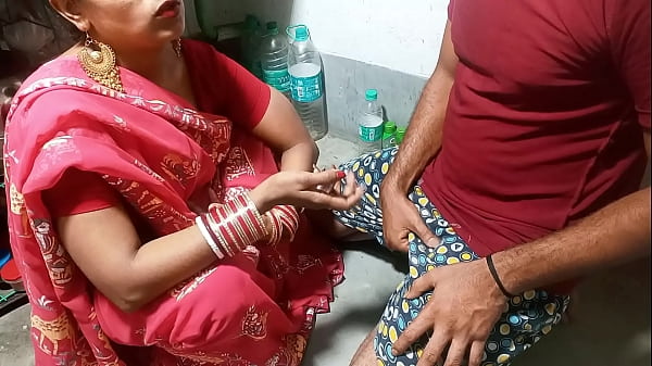 रौशनी भाभी को किचन में पटक कर दर्दनाक चोदा ! साफ हिंदी में अश्लील
