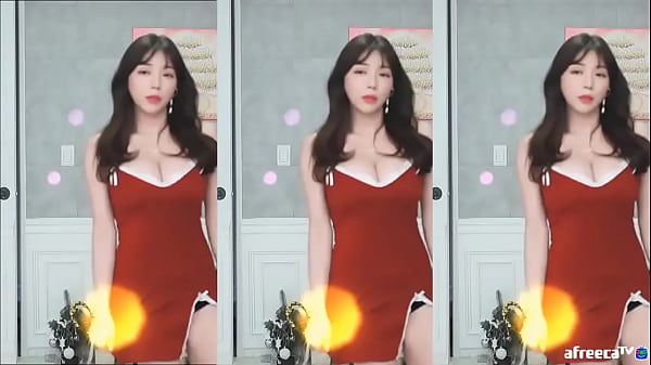 Jeehyeoun Sensual Dance In Red Dress