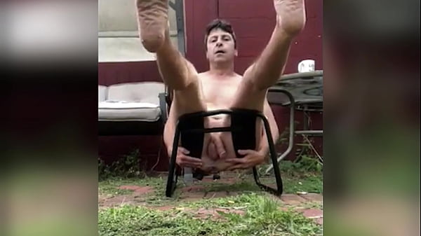 LiveNLove UTILIZES BACKSIDE OPENNING STOOL TO MASTURBATE OUTDOORS