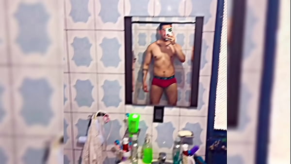Rico Hetero Bisexual De Gym Muestra Como Quedó Embarrada Su Vergota De Semen