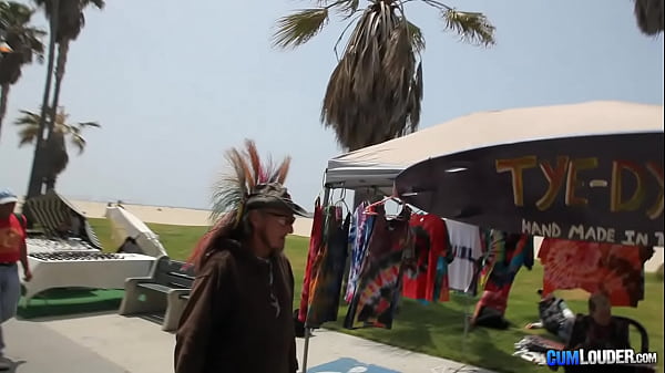 Los Vigilantes De La Playa Parodia - BayWatch Parody Cumlouder