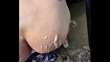 Esposa Leva Gozada Na Bunda Na Rua Em Público!