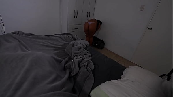 Midnight Jerking Off Got Kinky With My Stepsibling