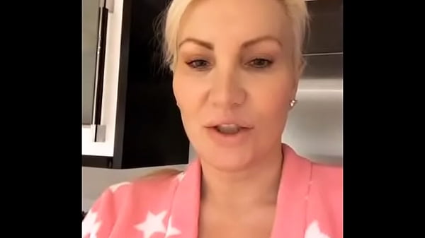 Bedtime Live Chat - RealSophieJames.com
