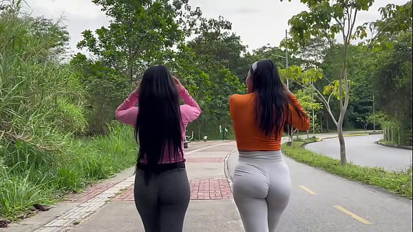 Mi Hermanastra Y Yo Probamos La VERGA De Mi Novio En Nuestros CULOS - JENIFER PLAY & LOUIS CHICK 69
