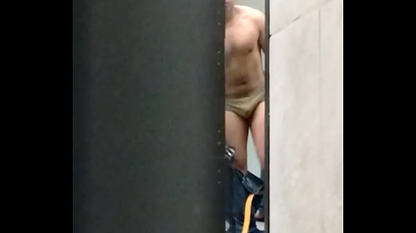 Espiando En Vestidor De Smartfit