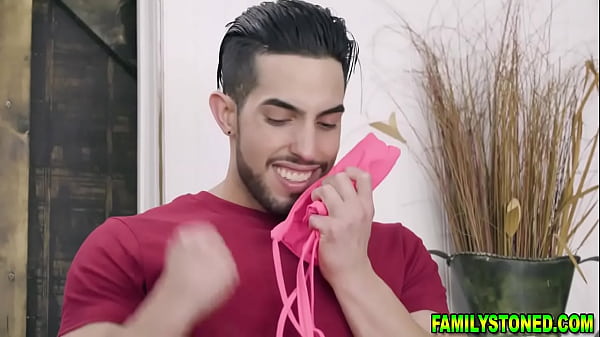 Harlow West Helping Stepbrother Ease His Ballsack And Hands Him A Bj