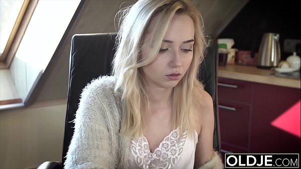 This Doll Has Sex With Her Stepdad And She Is So Stuffing Sexy