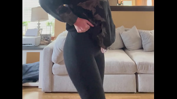 Cumbitch21 - Dancing Around Living Room, Flaunts Ass