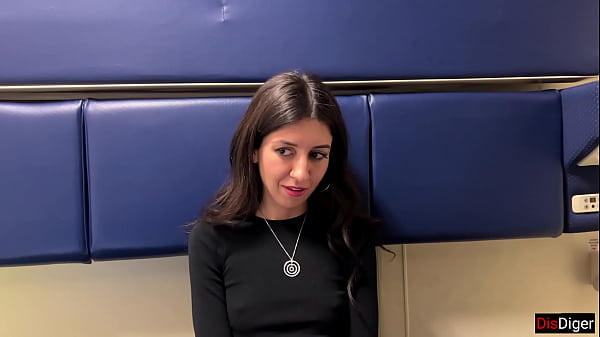 Public Agent - Served A Chick From The Station To Undergo A Casting Right On A Public Train