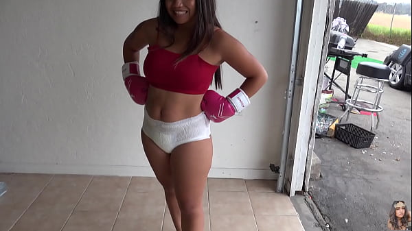 Erotic Queen ASL Diaper Boxing Grooming