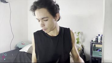 COLOMBIAN MALE STUFFS A HONEYPOT AND LEAVES IT ALL OPEN