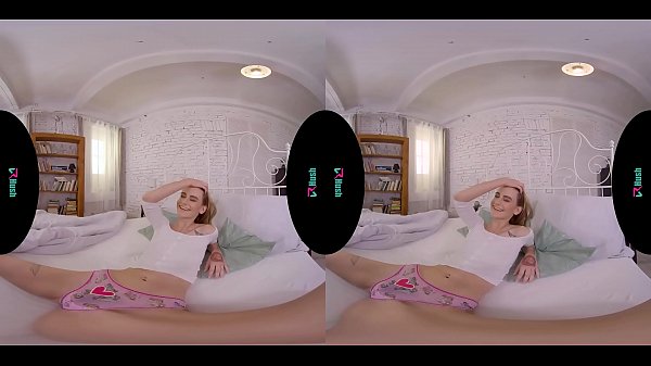 VRHUSH Waking Up Adelle Unicorn For A Morning Hammer