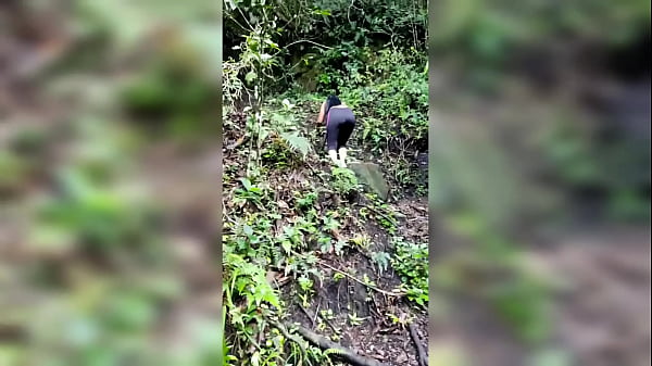 Perfect Babe Rails A Tour Guide In The Mountain