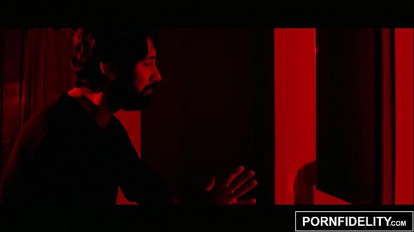 PORNFIDELITY Tana Lea And Tommy Haunted By Frisky Ghosts