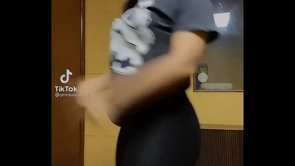 Só Bunda Com A Calcinha Marcando