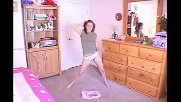 Young-babe Topanga With Petite Chest Solo Digital Play