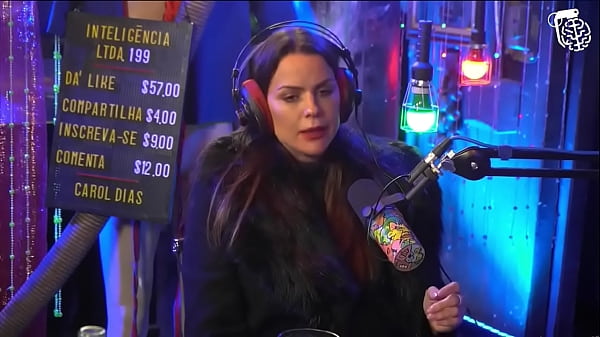 A DIRETORA DE PALCO DO PÂNICO HUMILHAVA AS PANICATS - CAROL DIAS REBOBINA CORTES